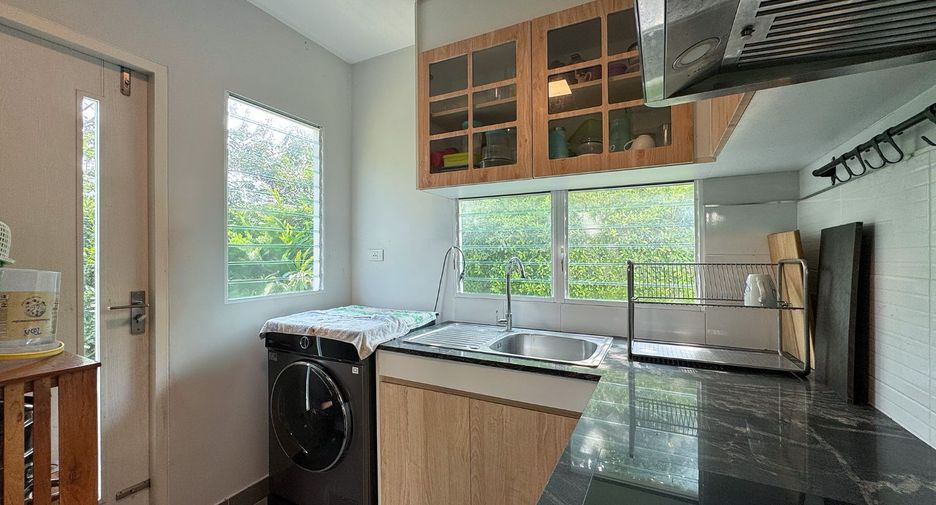 For sale 3 bedrooms house in Khlong Sam Wa, Bangkok