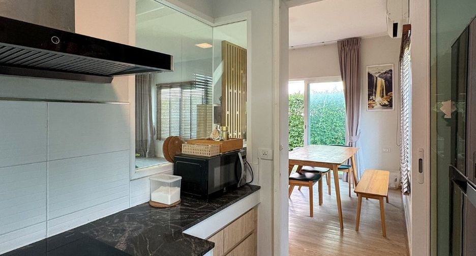 For sale 3 bedrooms house in Khlong Sam Wa, Bangkok