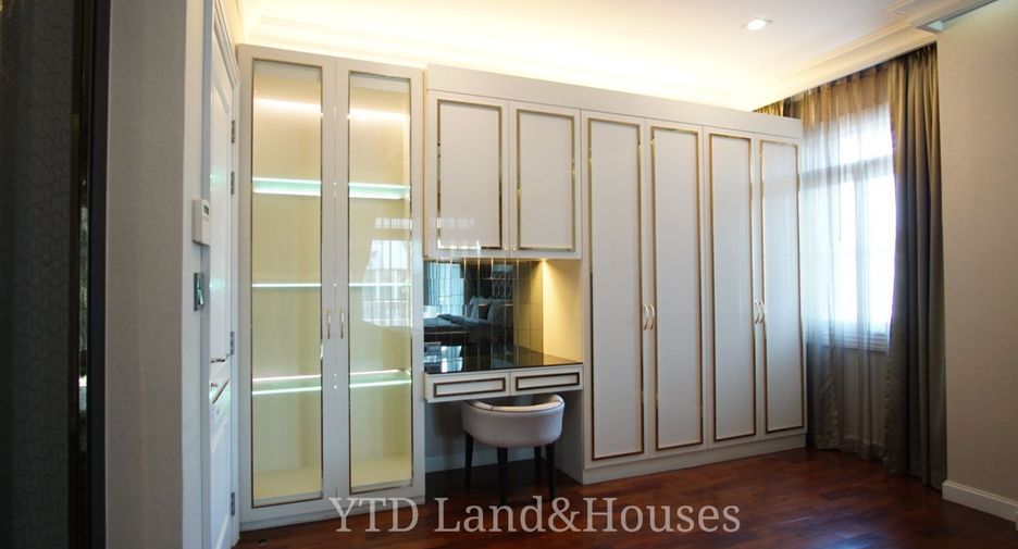 For sale 4 ベッドルーム house in Bang Phli, Samut Prakan
