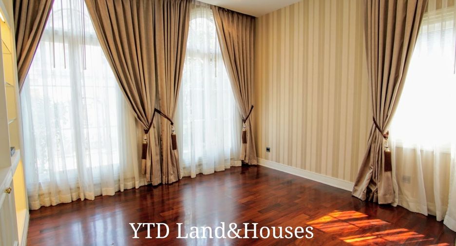 For sale 4 ベッドルーム house in Bang Phli, Samut Prakan