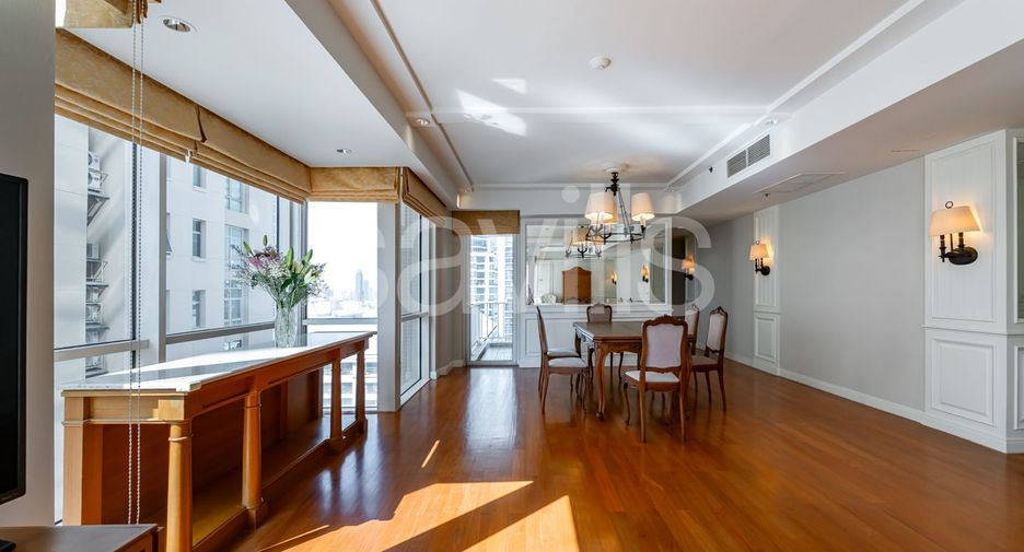 For rent and for sale 2 bedrooms condo in Pathum Wan, Bangkok