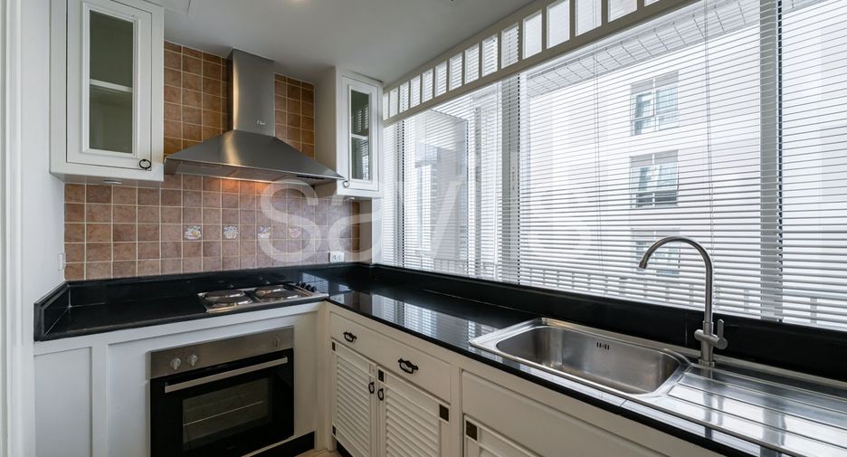 For rent and for sale 2 bedrooms condo in Pathum Wan, Bangkok