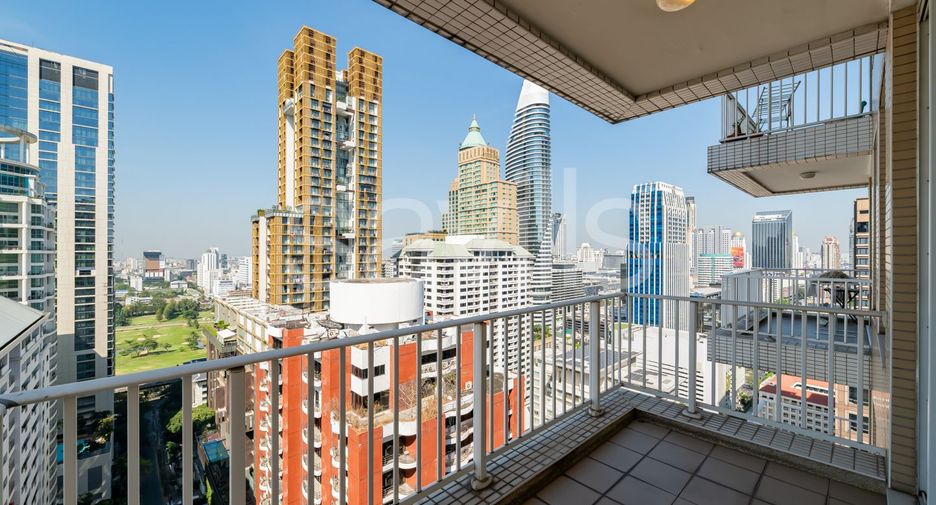 For rent and for sale 2 bedrooms condo in Pathum Wan, Bangkok