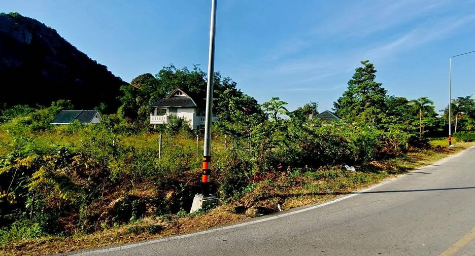 出售 土地 在 Cha-Am, Phetchaburi