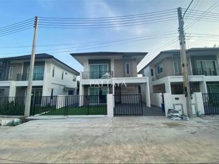 For Rent 3 Bedroom House In Bang Lamung, Chonburi