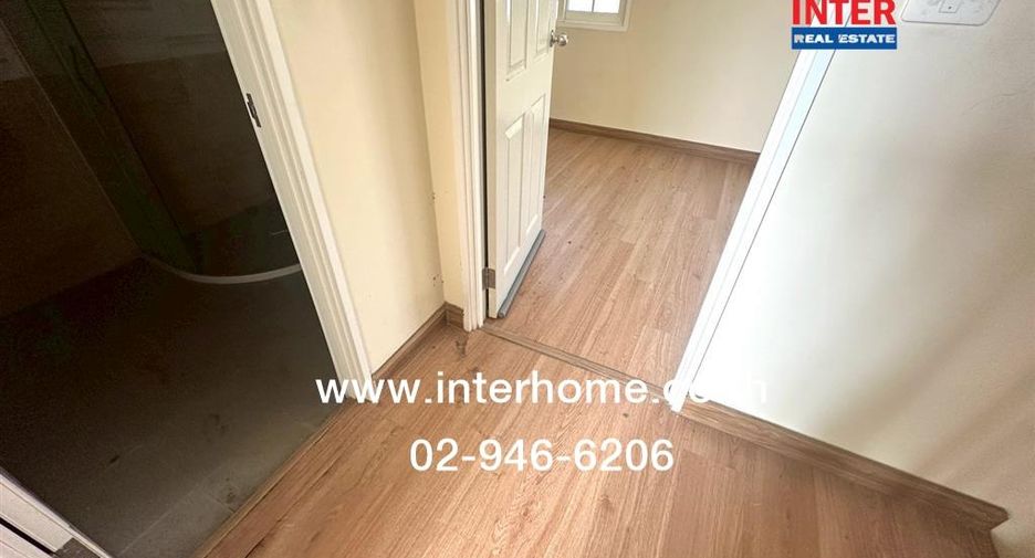 For sale 3 ベッドルーム townhouse in Thung Khru, Bangkok