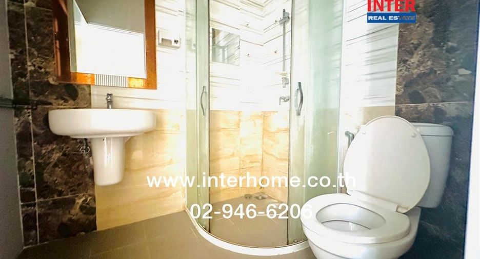 For sale 3 ベッドルーム townhouse in Thung Khru, Bangkok