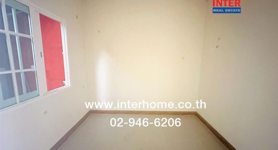 For sale 3 ベッドルーム townhouse in Thung Khru, Bangkok