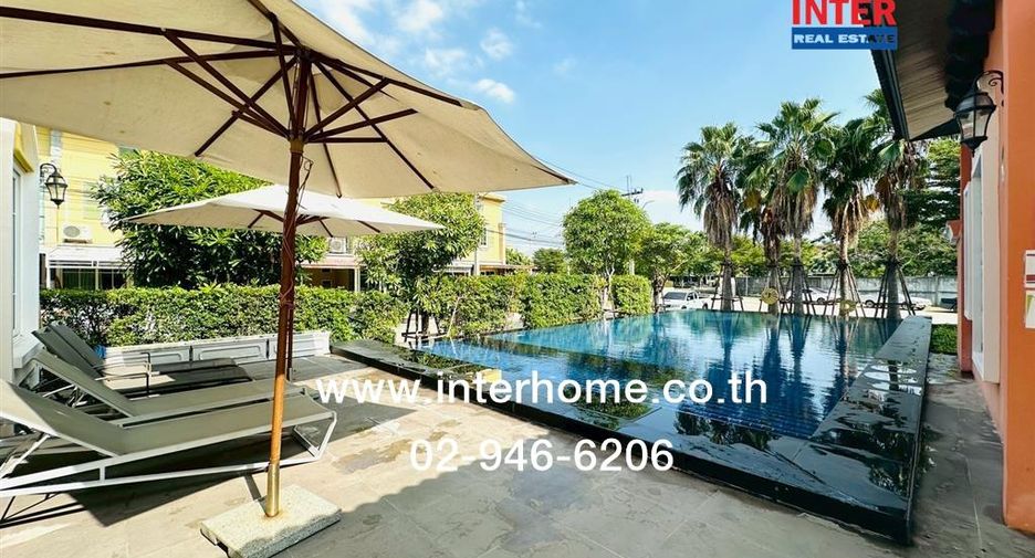 For sale 3 ベッドルーム townhouse in Thung Khru, Bangkok