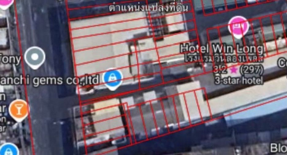 For sale 3 bedrooms retail Space in Bang Rak, Bangkok