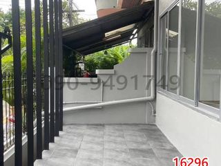 Аренда 3 спальни таунхаус в Банг Капи, Бангкок