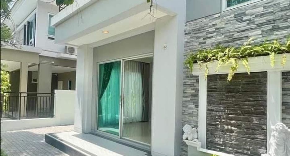 For sale 4 bedrooms house in Khan Na Yao, Bangkok