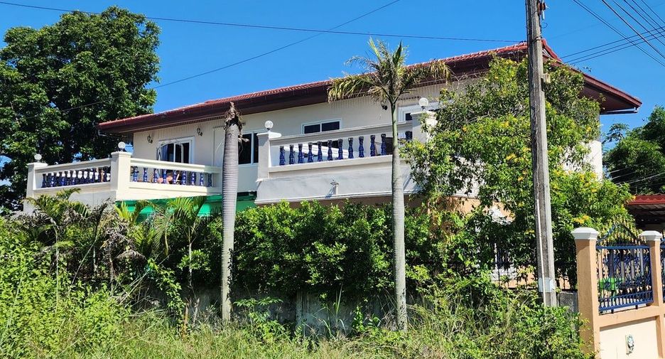 Haus zum Kauf mit 5 Zimmer in Bang Lamung, Chonburi