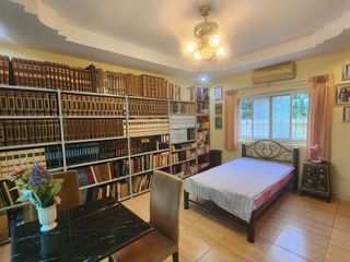 Haus zum Kauf mit 5 Zimmer in Bang Lamung, Chonburi