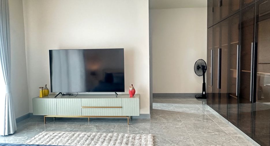Villa zum Kauf mit 4 Zimmer in Bang Lamung, Chonburi