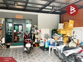 For sale 4 ベッドルーム townhouse in Bang Khae, Bangkok