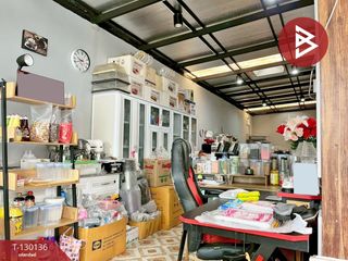 For sale 4 ベッドルーム townhouse in Bang Khae, Bangkok