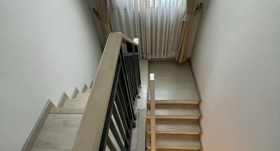 For sale 3 bedrooms house in Bang Lamung, Chonburi