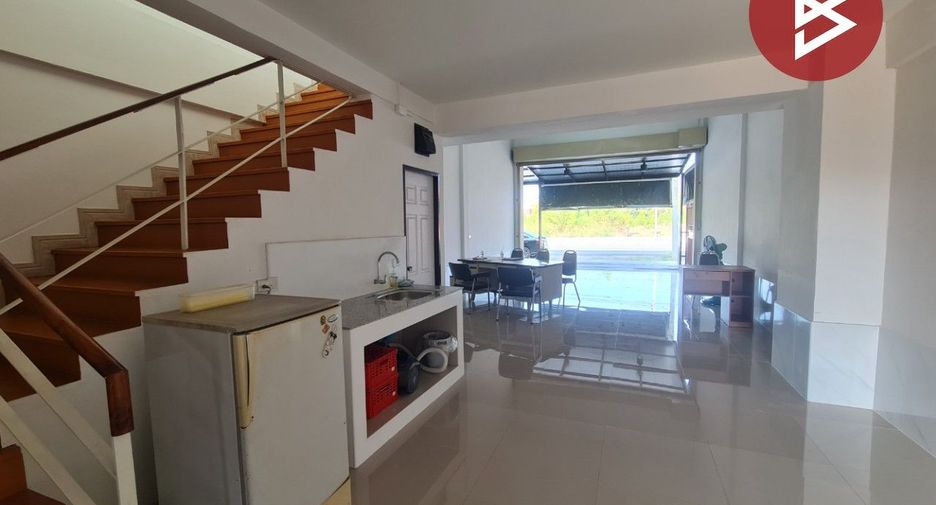 À vendre 2 chambres local commercial à Mueang Ratchaburi, Ratchaburi
