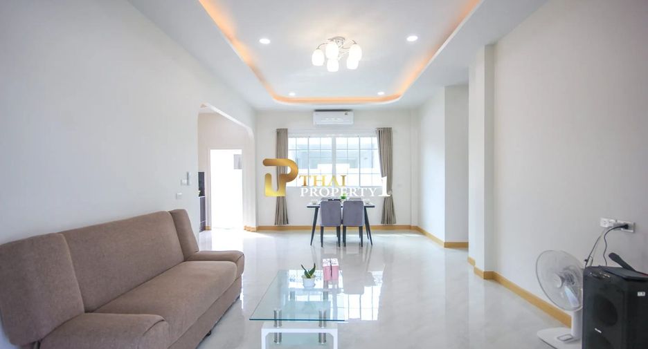 À vendre 3 chambres villa à Hua Hin, Prachuap Khiri Khan