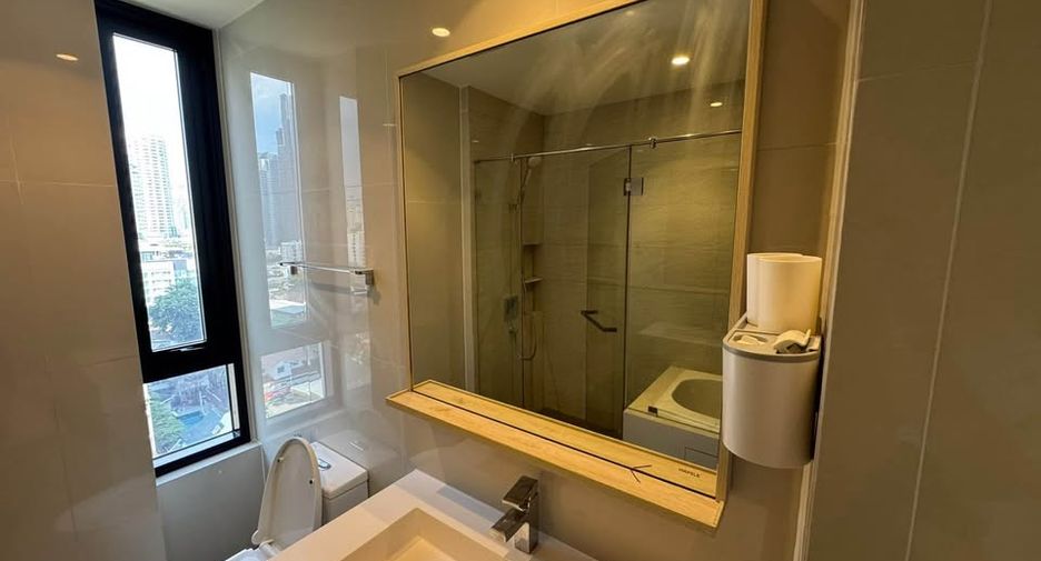 À vendre 2 chambres condo à Watthana, Bangkok
