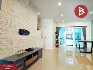 出售 3 卧室 联排别墅 在 Krathum Baen, Samut Sakhon
