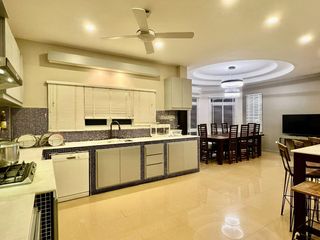 À louer 4 chambres maison à Bang Lamung, Chonburi
