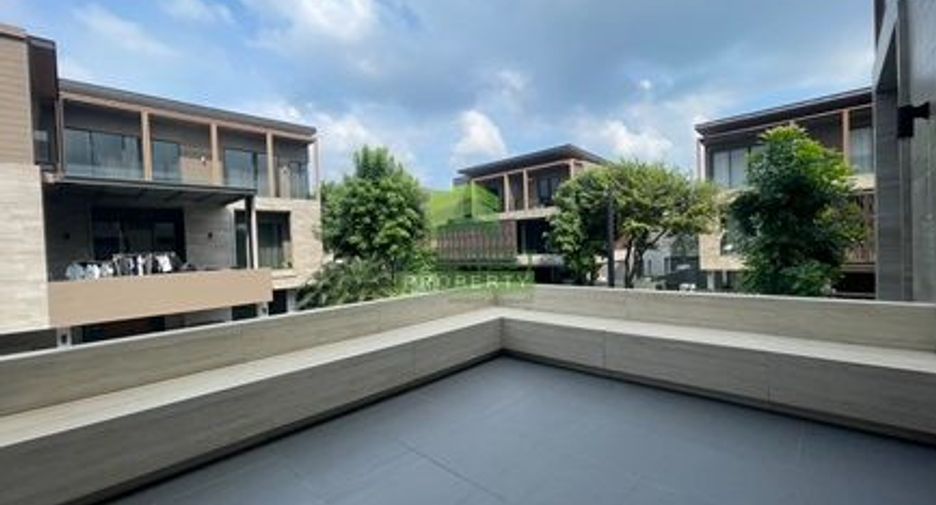 Casa en alquiler y en venta de 4 habitaciones en Saphan Sung, Bangkok
