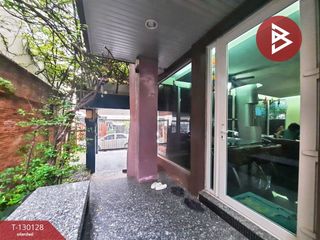 For sale 3 bedrooms townhouse in Bang Sue, Bangkok