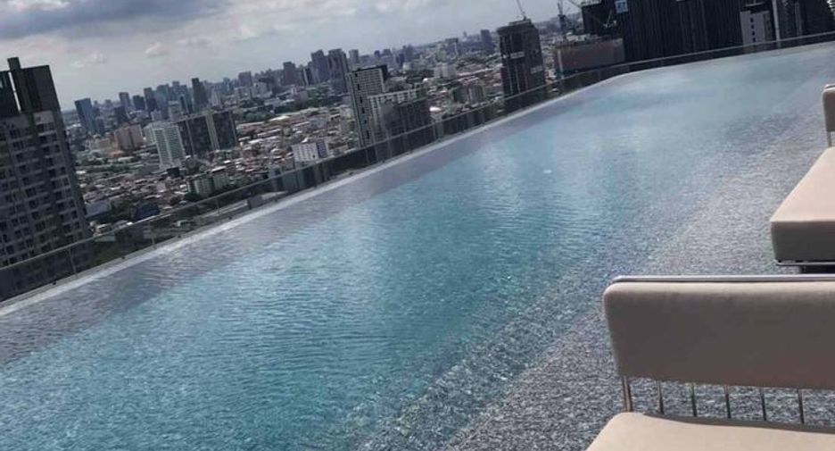 For rent 1 bed condo in Watthana, Bangkok