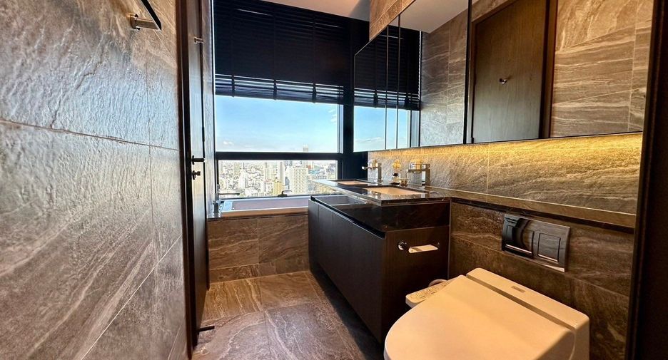 Wohnung zur Miete mit 2 Zimmer in Khlong Toei, Bangkok