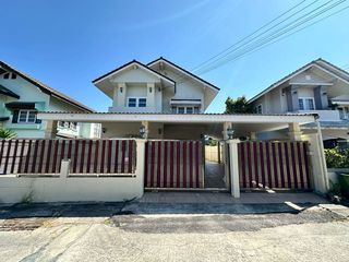 Haus zur Miete mit 3 Zimmer in Si Racha, Chonburi