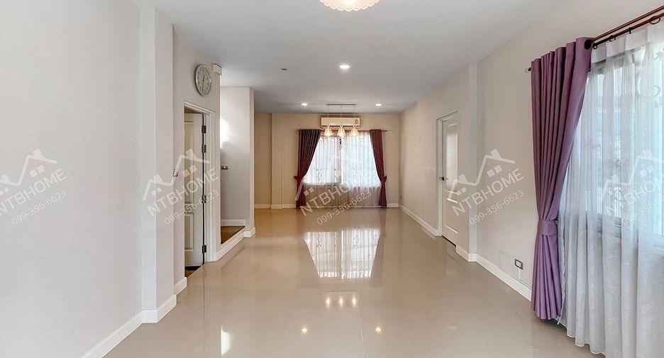 Casa en venta de 4 habitaciones en Pak Kret, Nonthaburi