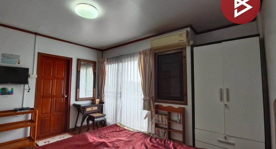 For sale 7 bedrooms townhouse in Chatuchak, Bangkok