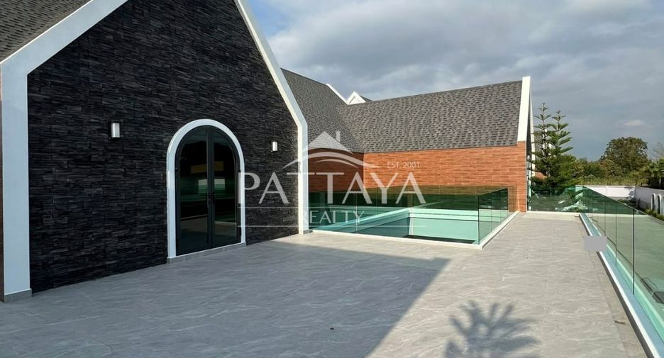 For rent and for sale 4 bedrooms house in Bang Lamung, Chonburi