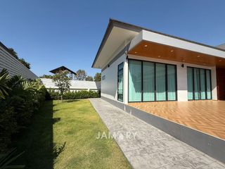 Haus zur Miete mit 3 Zimmer in Bang Lamung, Chonburi