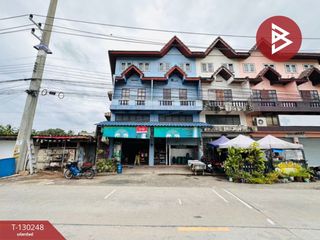 Gewerbefläche zum Kauf in Sam Phran, Nakhon Pathom