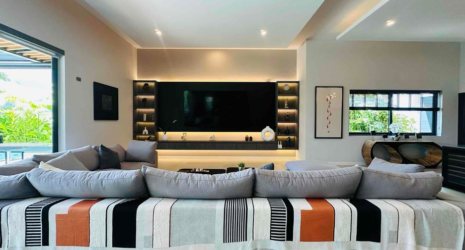 For sale 5 ベッドルーム house in East Pattaya, Pattaya