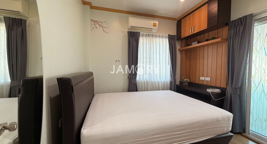 For sale 3 bedrooms house in East Pattaya, Pattaya