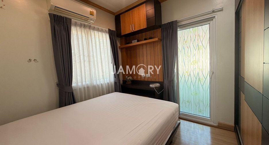 For sale 3 bedrooms house in East Pattaya, Pattaya