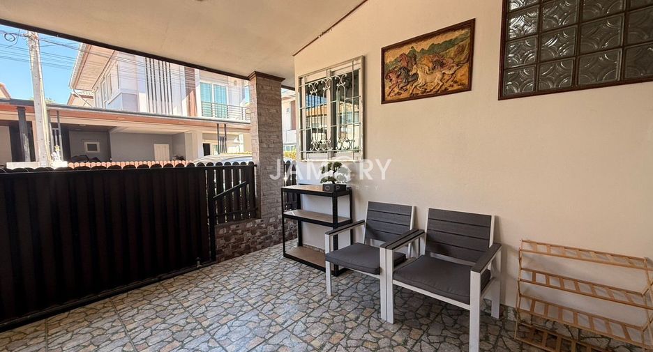 For sale 3 bedrooms house in East Pattaya, Pattaya