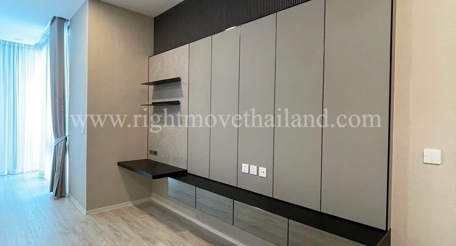Casa en alquiler de 4 habitaciones en Saphan Sung, Bangkok