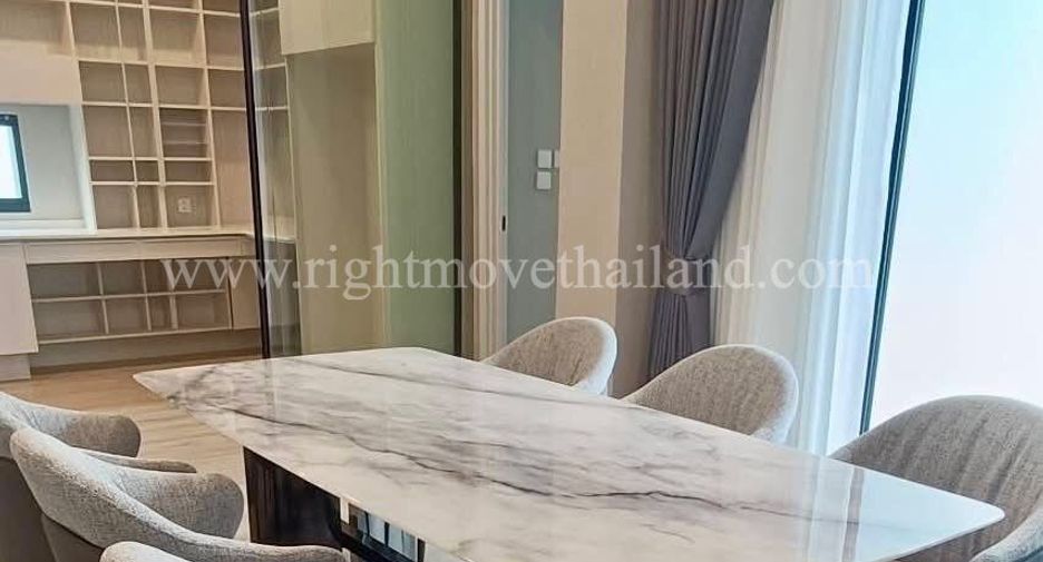 Casa en alquiler de 4 habitaciones en Saphan Sung, Bangkok