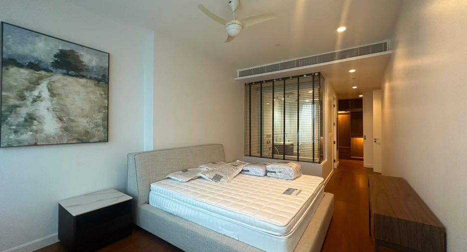 Condo en alquiler de 3 habitaciones en Pathum Wan, Bangkok