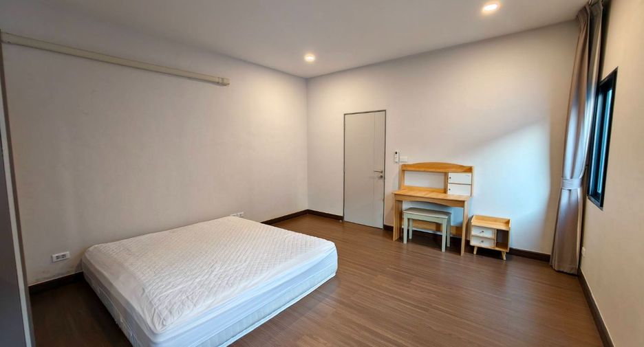 For rent 4 bedrooms house in Prawet, Bangkok