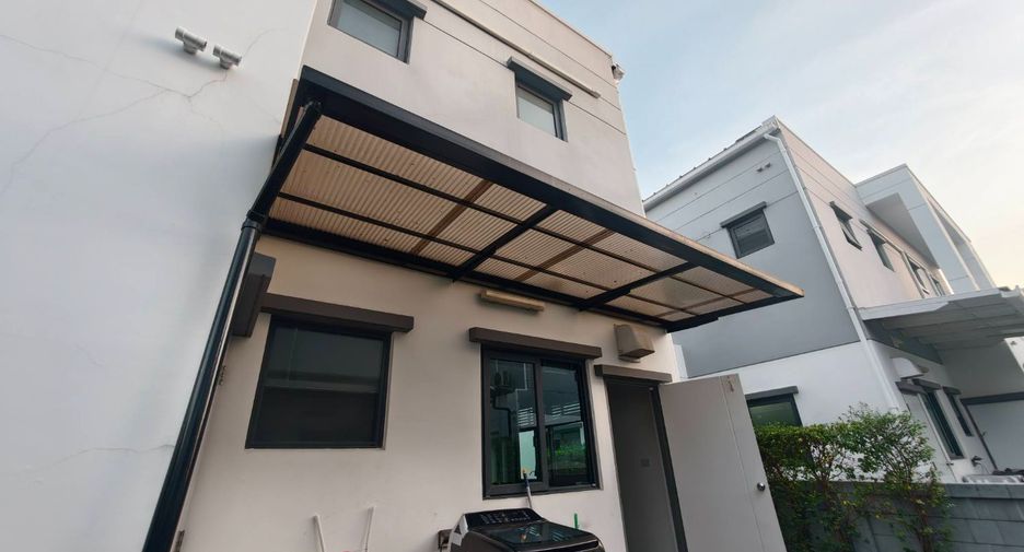 For rent 4 bedrooms house in Prawet, Bangkok