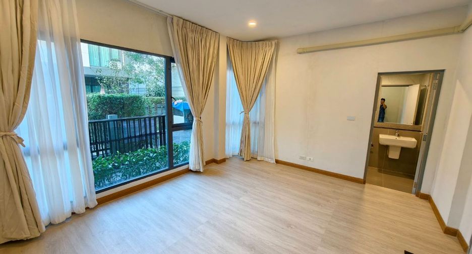 For rent 4 bedrooms house in Prawet, Bangkok