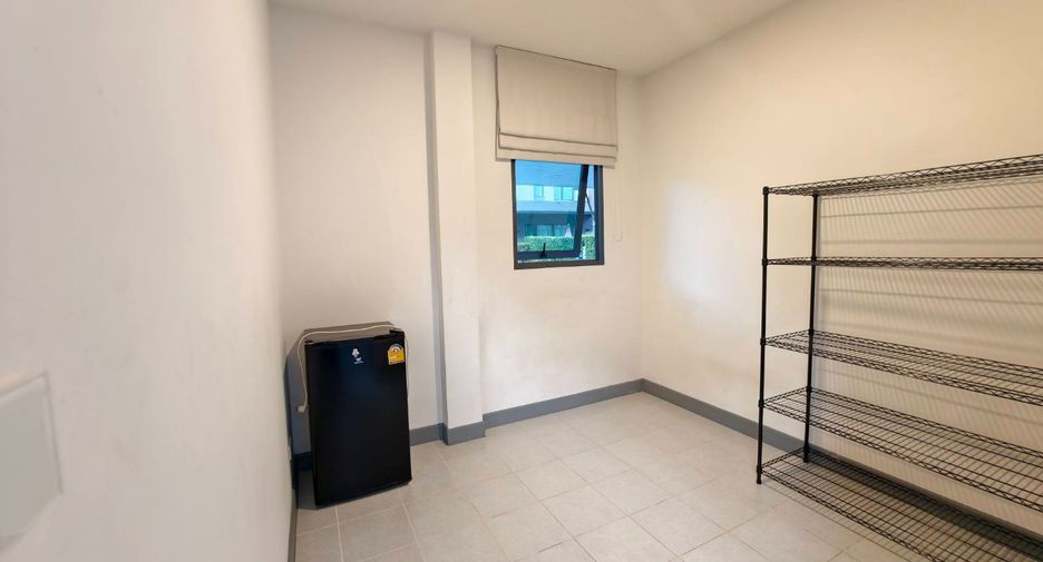 For rent 4 bedrooms house in Prawet, Bangkok
