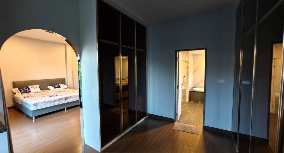 For rent 4 bedrooms house in Prawet, Bangkok
