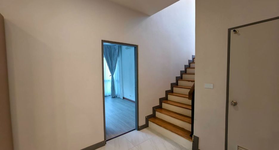 For rent 4 bedrooms house in Prawet, Bangkok